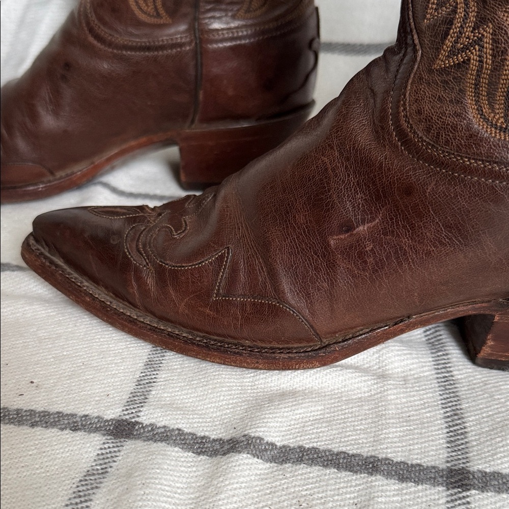 Lucchese Classics Men’s Leather Cowboy Boots in Rich Brown 8 - Picture 8 of 15